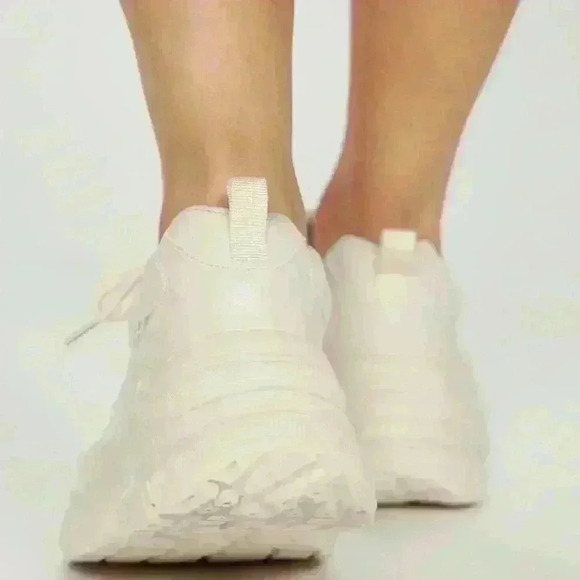 Fashion nova|  Chaya Sneakers -beige - Picture 4 of 6